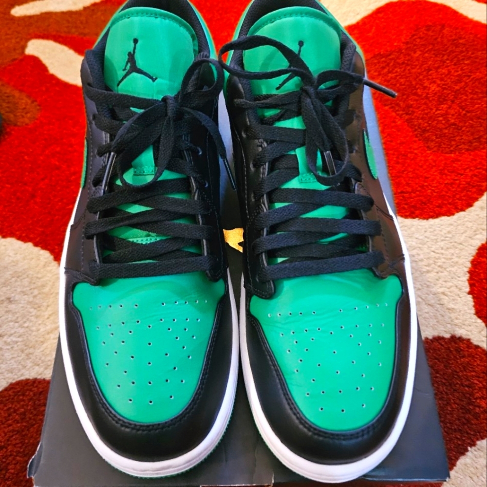 Jordan's 1
